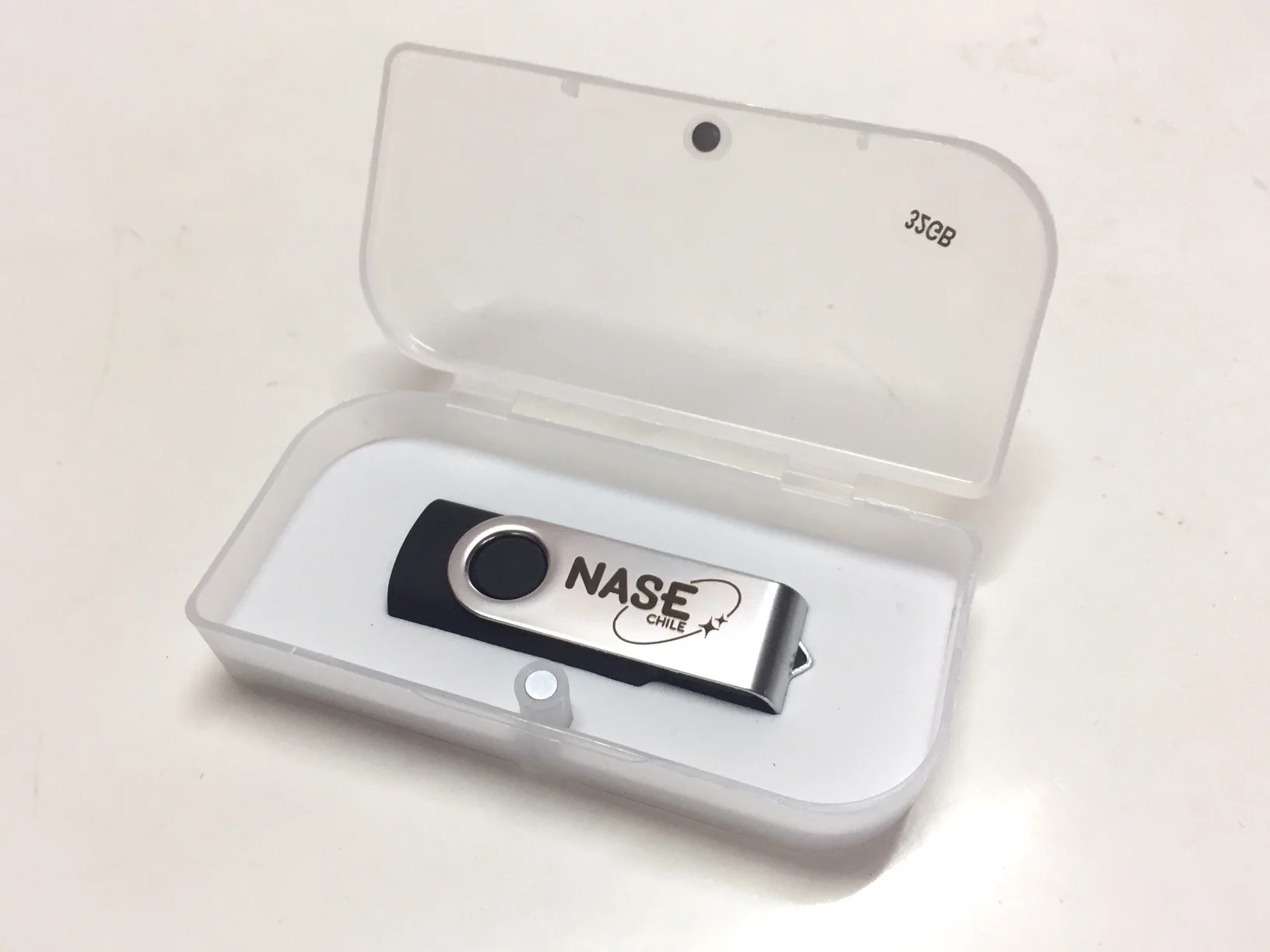 Pendrive 16GB PD4